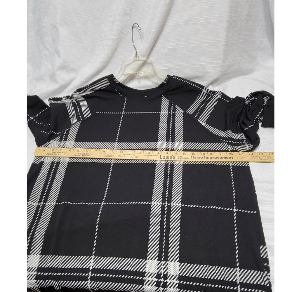 Plaid Black White Long Sleeve Raglan Top Crew Neck Pullover LuLaRoe Womens XL - Picture 4 of 7